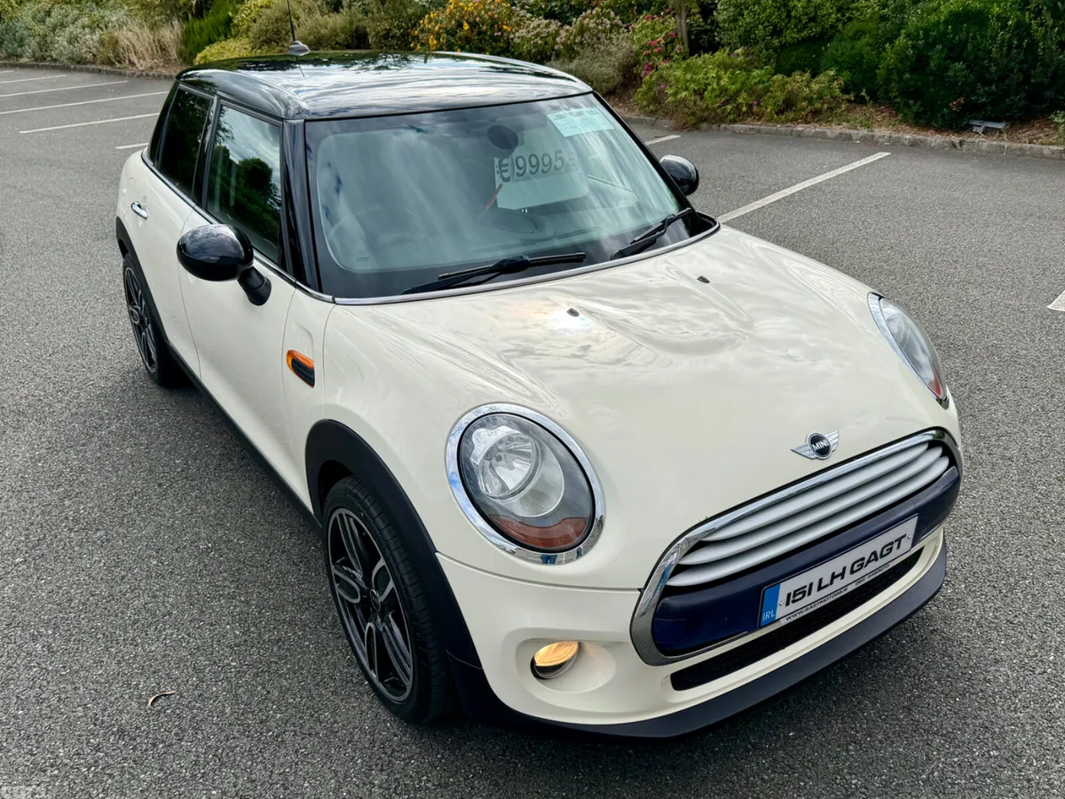 Mini Cooper Hatchback, Petrol, 2015, White