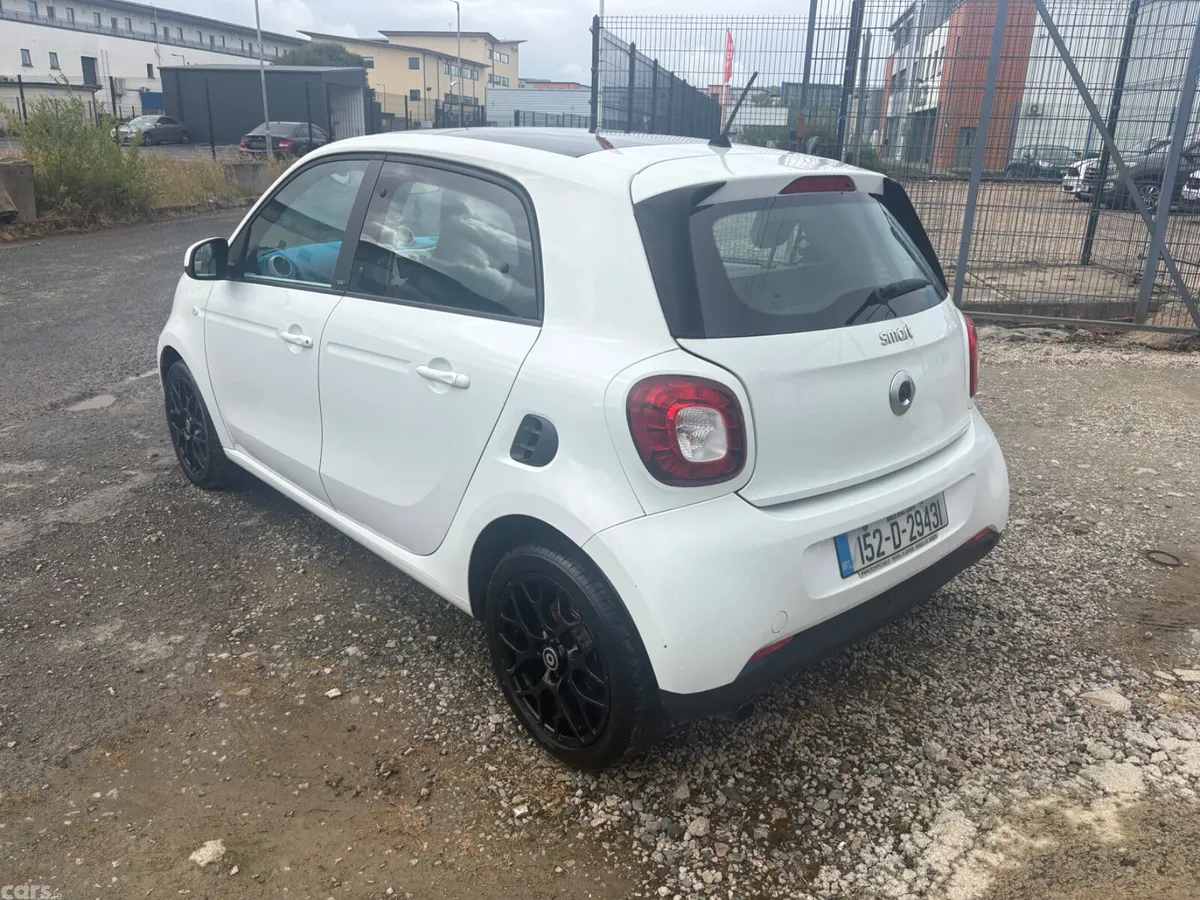 Smart Forfour Hatchback, Petrol, 2015, White