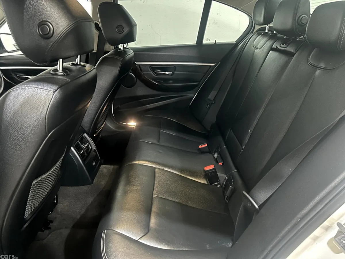 BMW 3-Series Saloon, Diesel, 2017, White