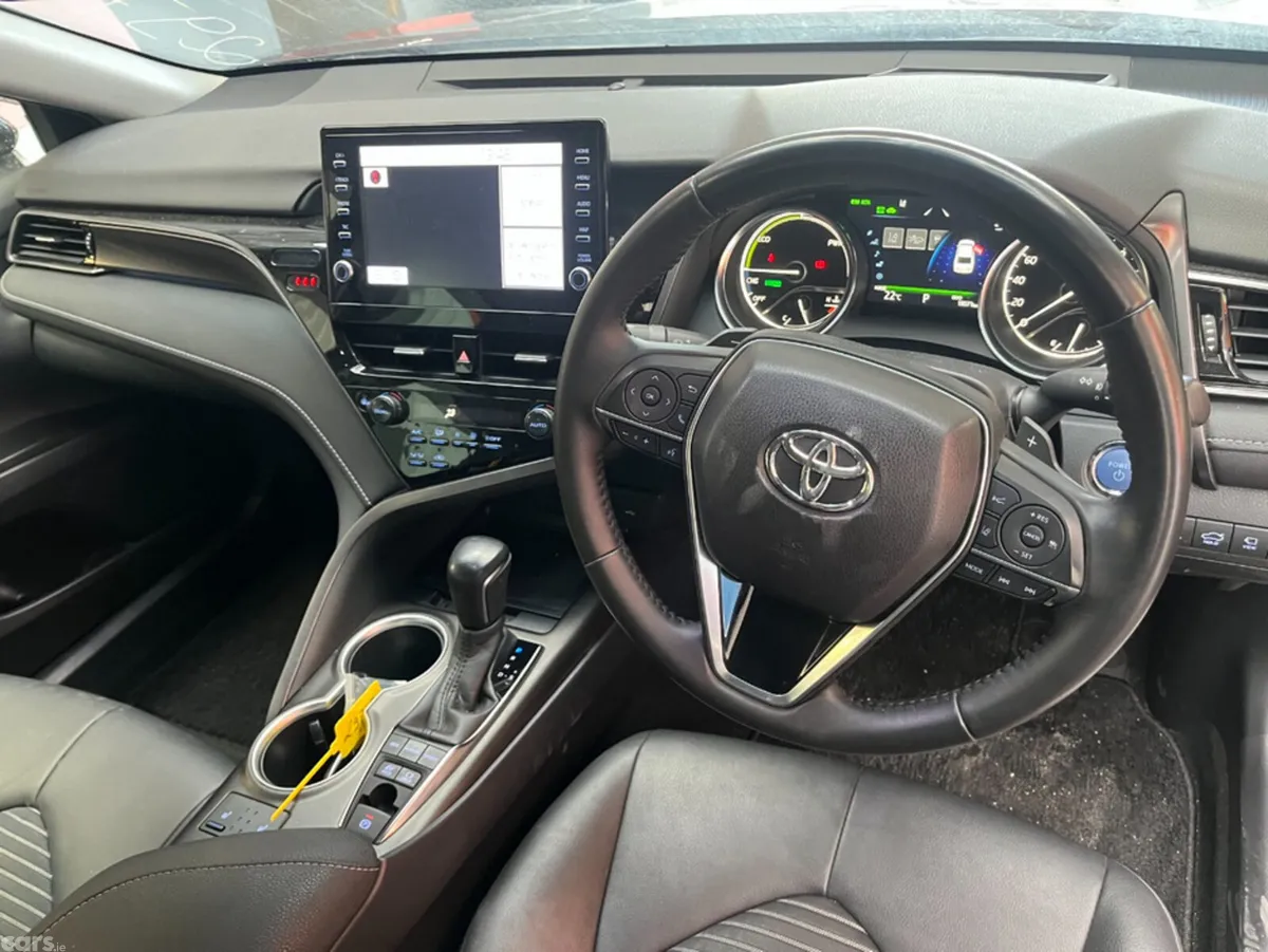 Toyota Camry Saloon, Petrol Hybrid, 2023, Black