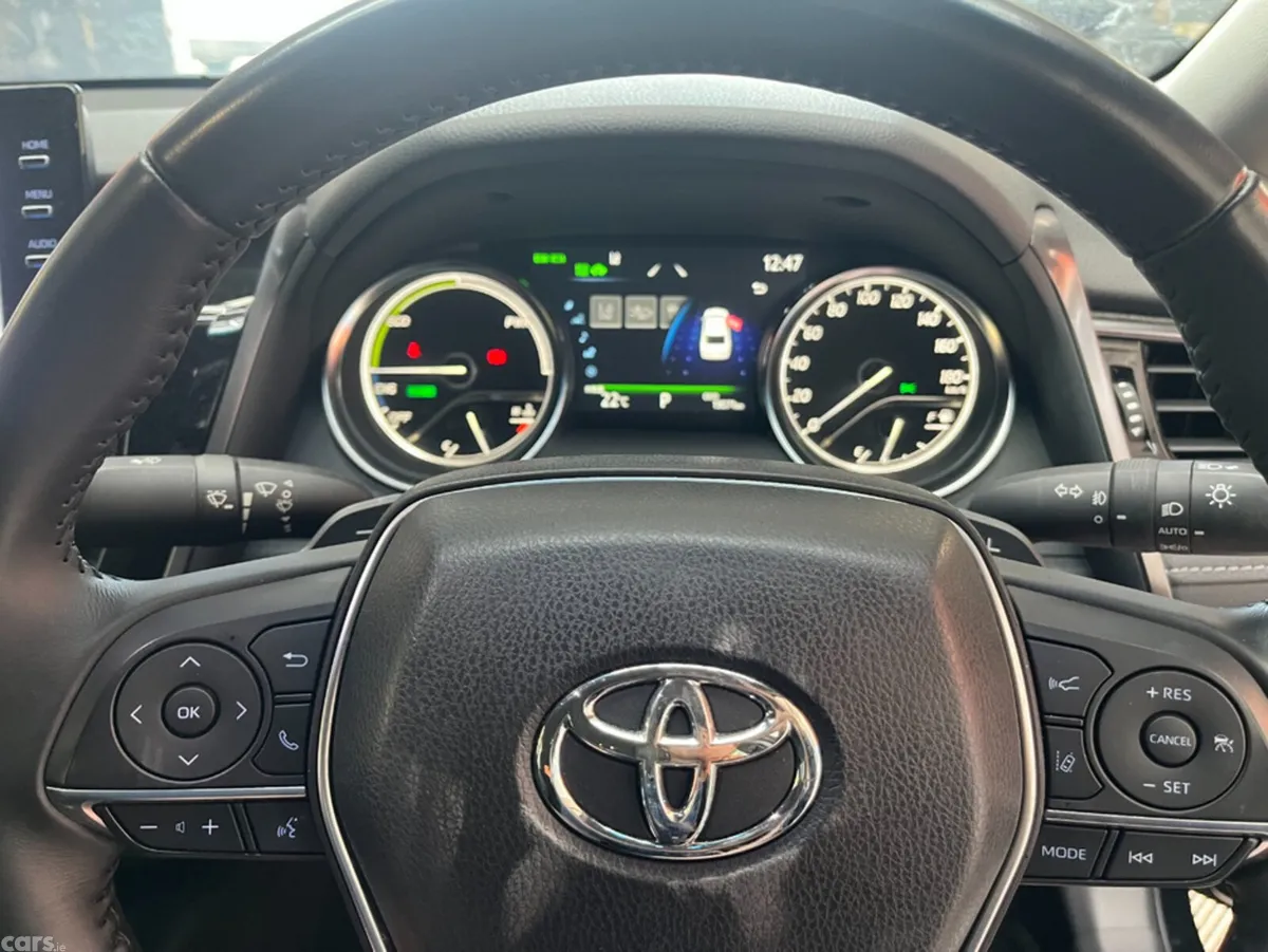 Toyota Camry Saloon, Petrol Hybrid, 2023, Black