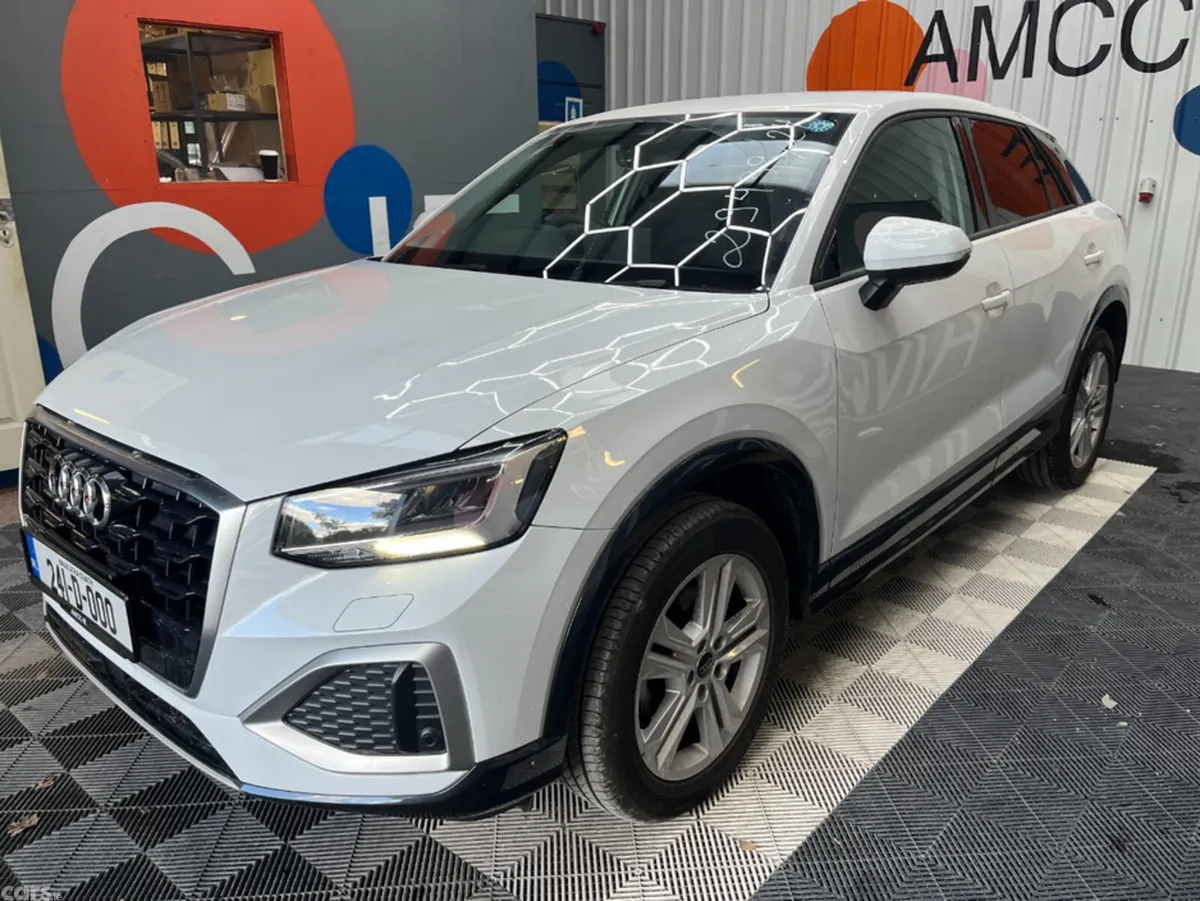 Audi Q2 SUV, Petrol, 2024, White