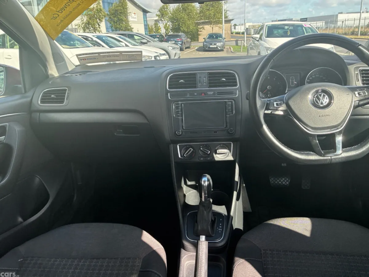 Volkswagen Polo Hatchback, Petrol, 2014, Red