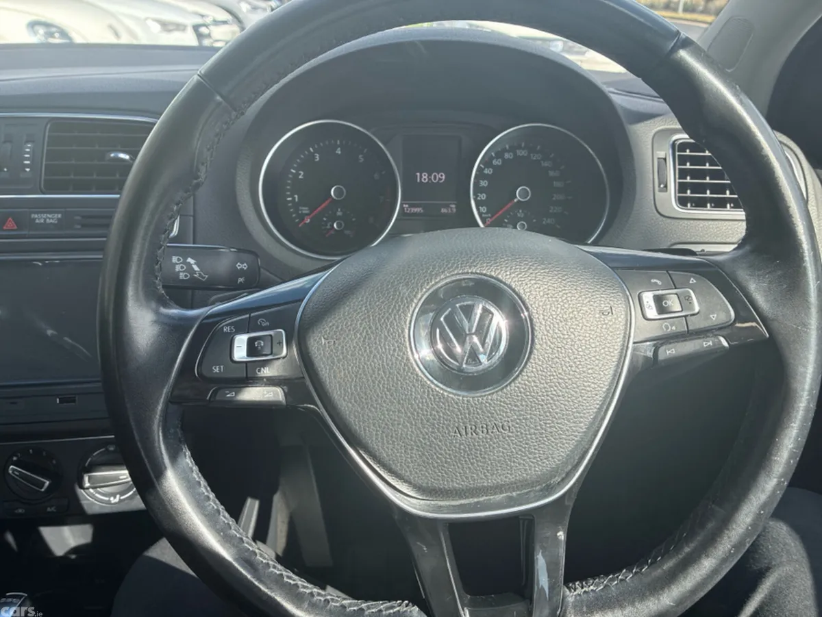 Volkswagen Polo Hatchback, Petrol, 2014, Red