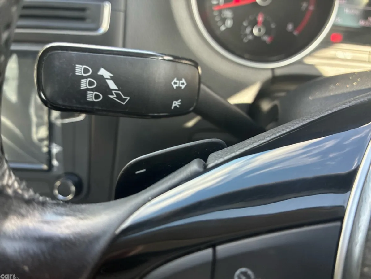 Volkswagen Polo Hatchback, Petrol, 2014, Red