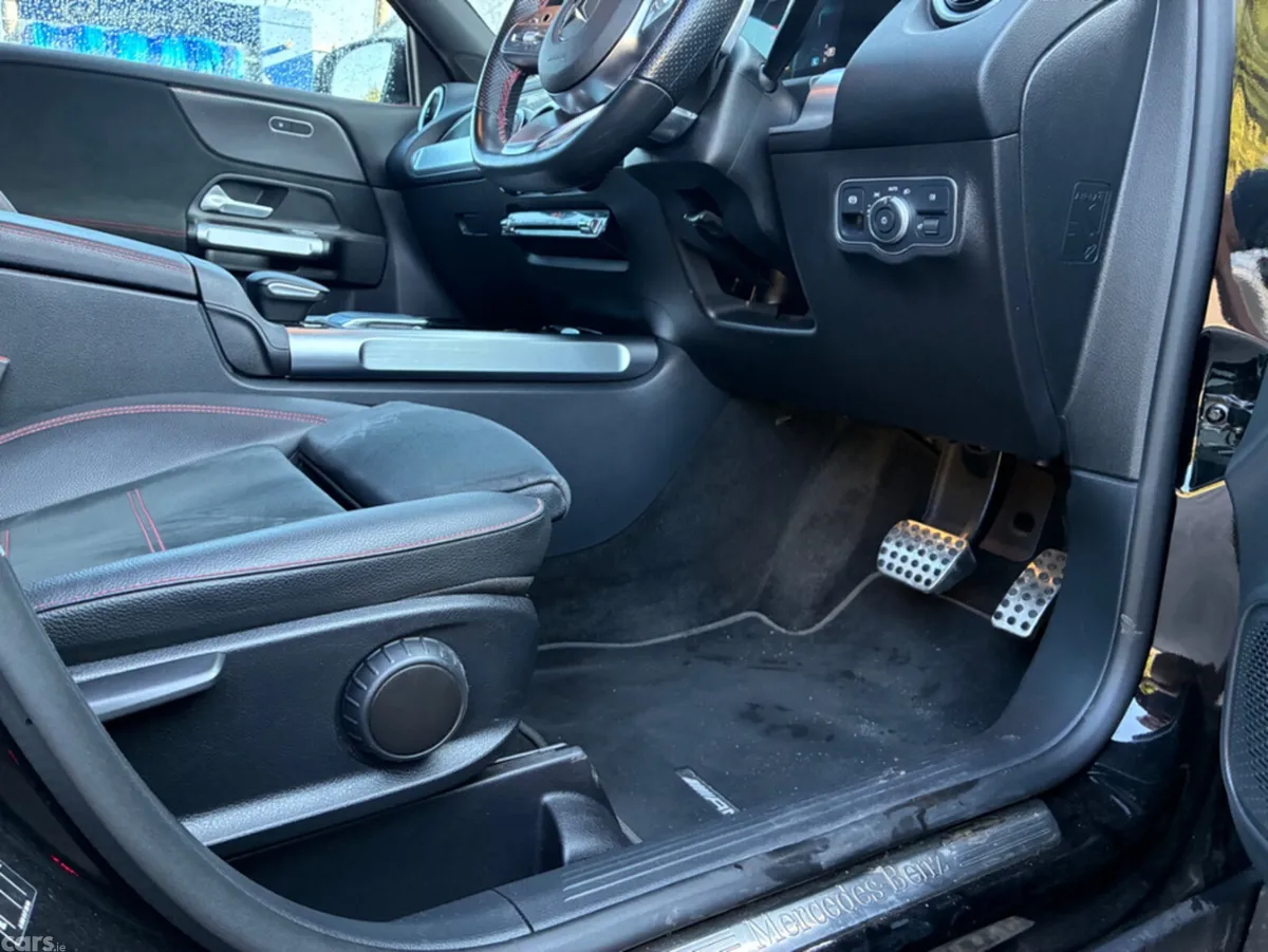 Mercedes-Benz GLB SUV, Diesel, 2023, Black