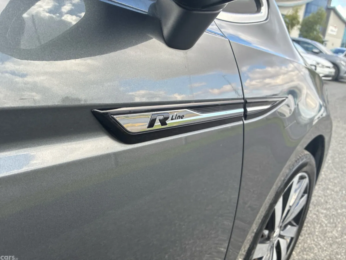 Volkswagen Touran SUV, Petrol, 2019, Grey