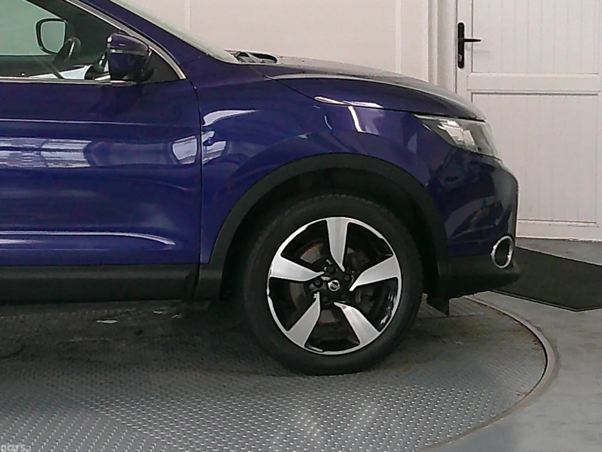 Nissan Qashqai SUV, Diesel, 2017, Blue
