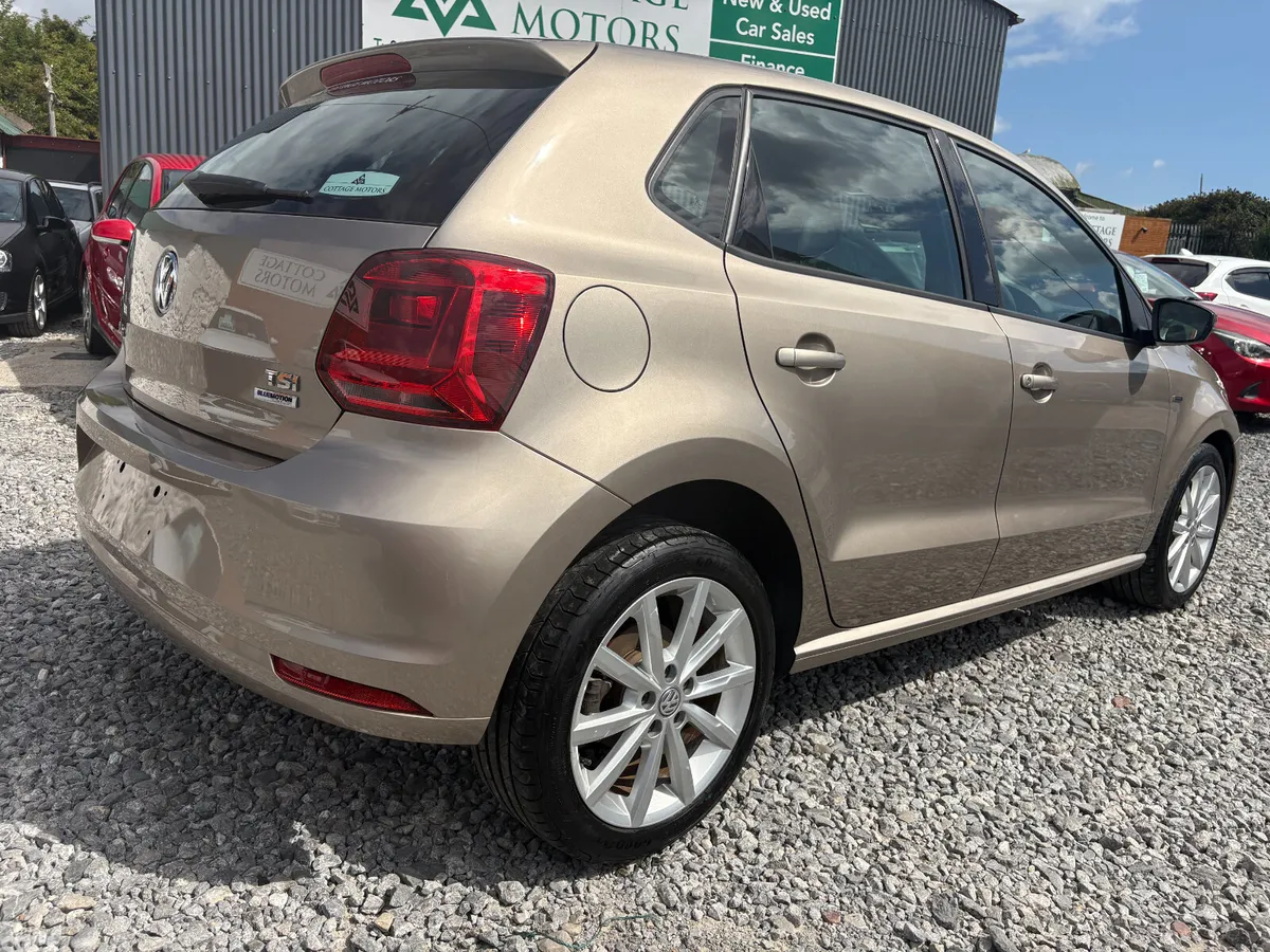Volkswagen Polo Hatchback, Petrol, 2017, Gold
