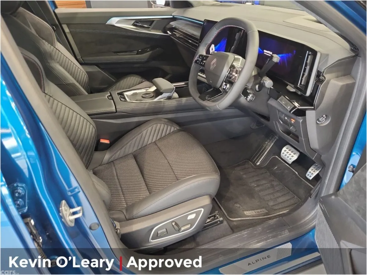 Renault Austral SUV, Petrol Hybrid, 2026, Blue