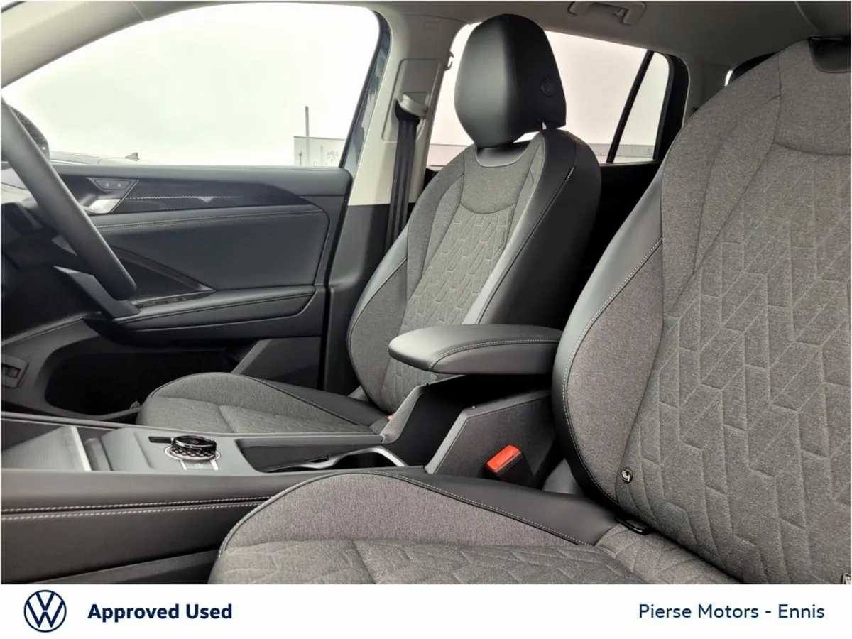 Volkswagen Tayron Estate, Diesel, 2026, Grey