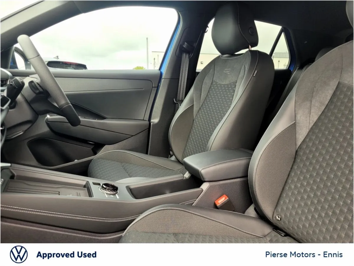 Volkswagen T-Roc SUV, Petrol, 2026, Blue