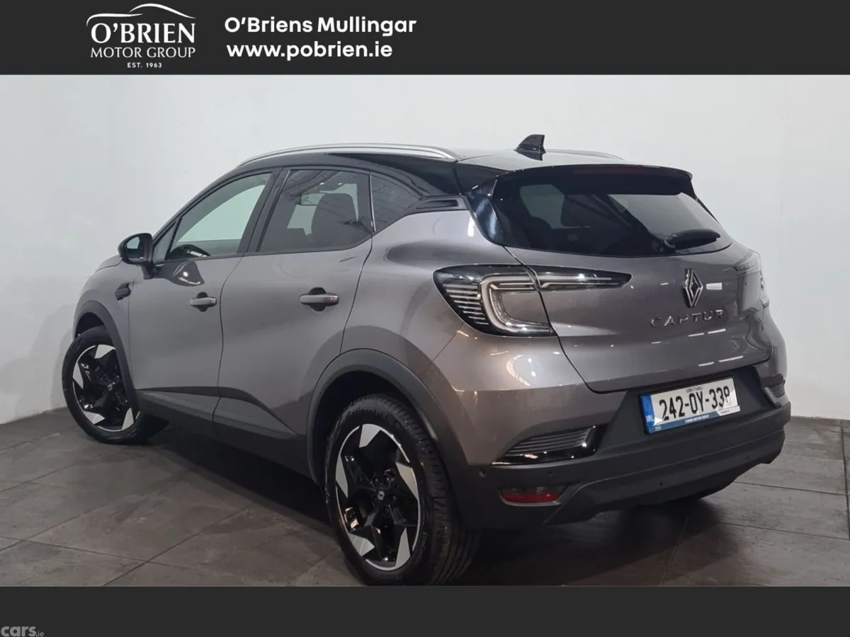Renault Captur Hatchback, Petrol, 2024, Grey