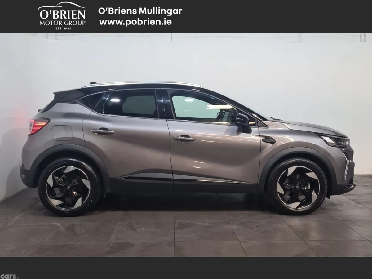 Renault Captur Hatchback, Petrol, 2024, Grey