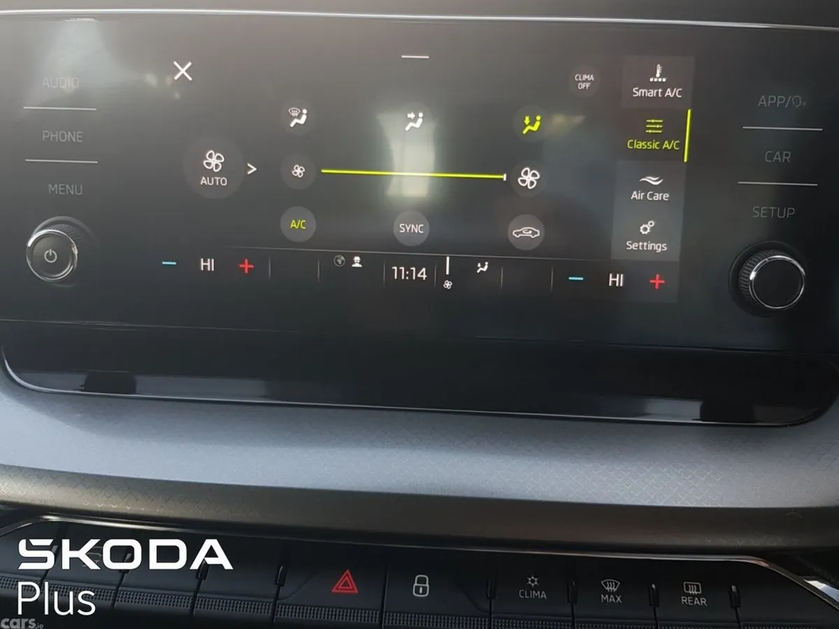 Skoda Octavia Saloon, Petrol, 2020, Grey