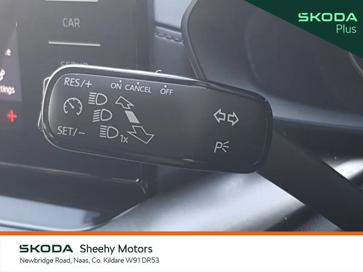 Skoda Octavia Saloon, Petrol, 2020, Grey