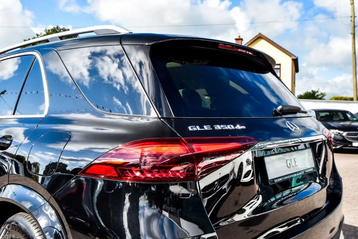 Mercedes-Benz GLE SUV, Diesel Plug-in Hybrid, 2027, Black