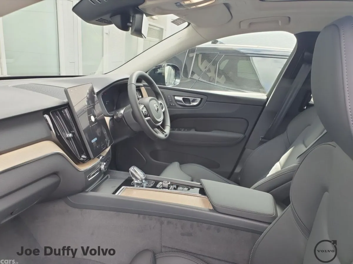 Volvo XC60 SUV, Petrol Plug-in Hybrid, 2026, Brown