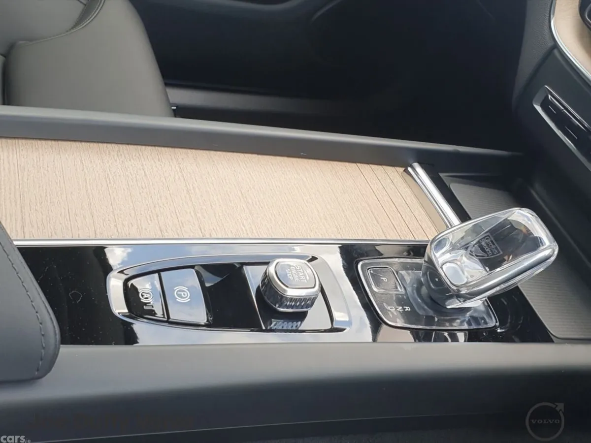 Volvo XC60 SUV, Petrol Plug-in Hybrid, 2026, Brown