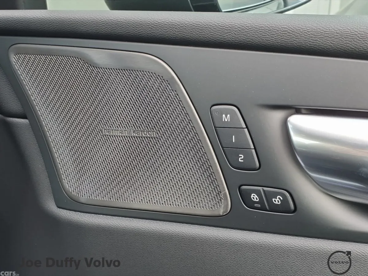 Volvo XC60 SUV, Petrol Plug-in Hybrid, 2026, Brown