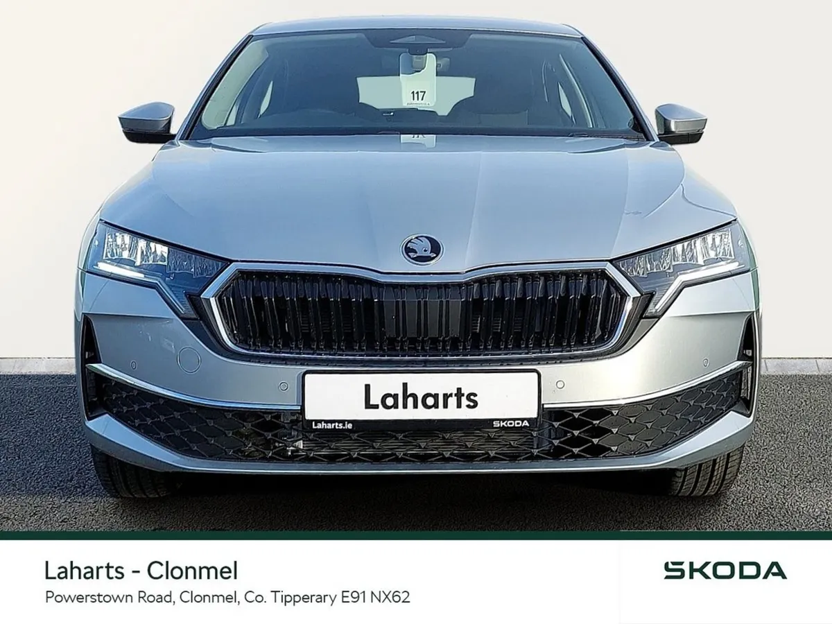 Skoda Octavia Saloon, Diesel, 2026, Silver