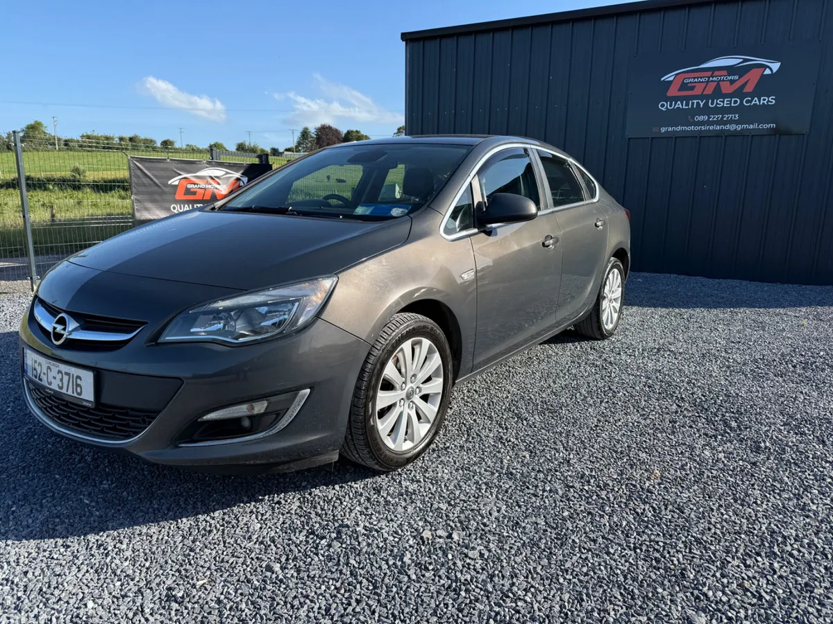 Opel Astra Saloon, Diesel, 2015, Grey