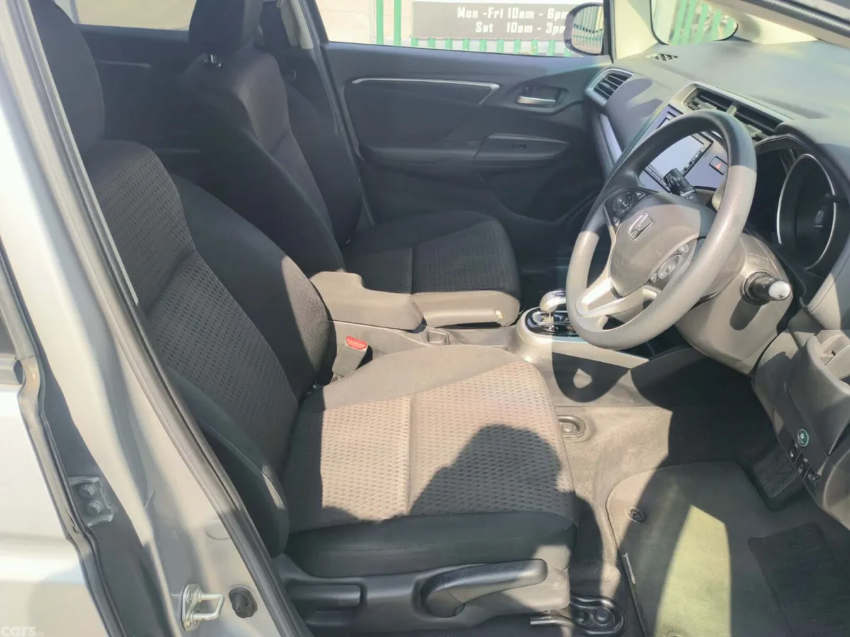Honda Fit Hatchback, Petrol Hybrid, 2019, Silver