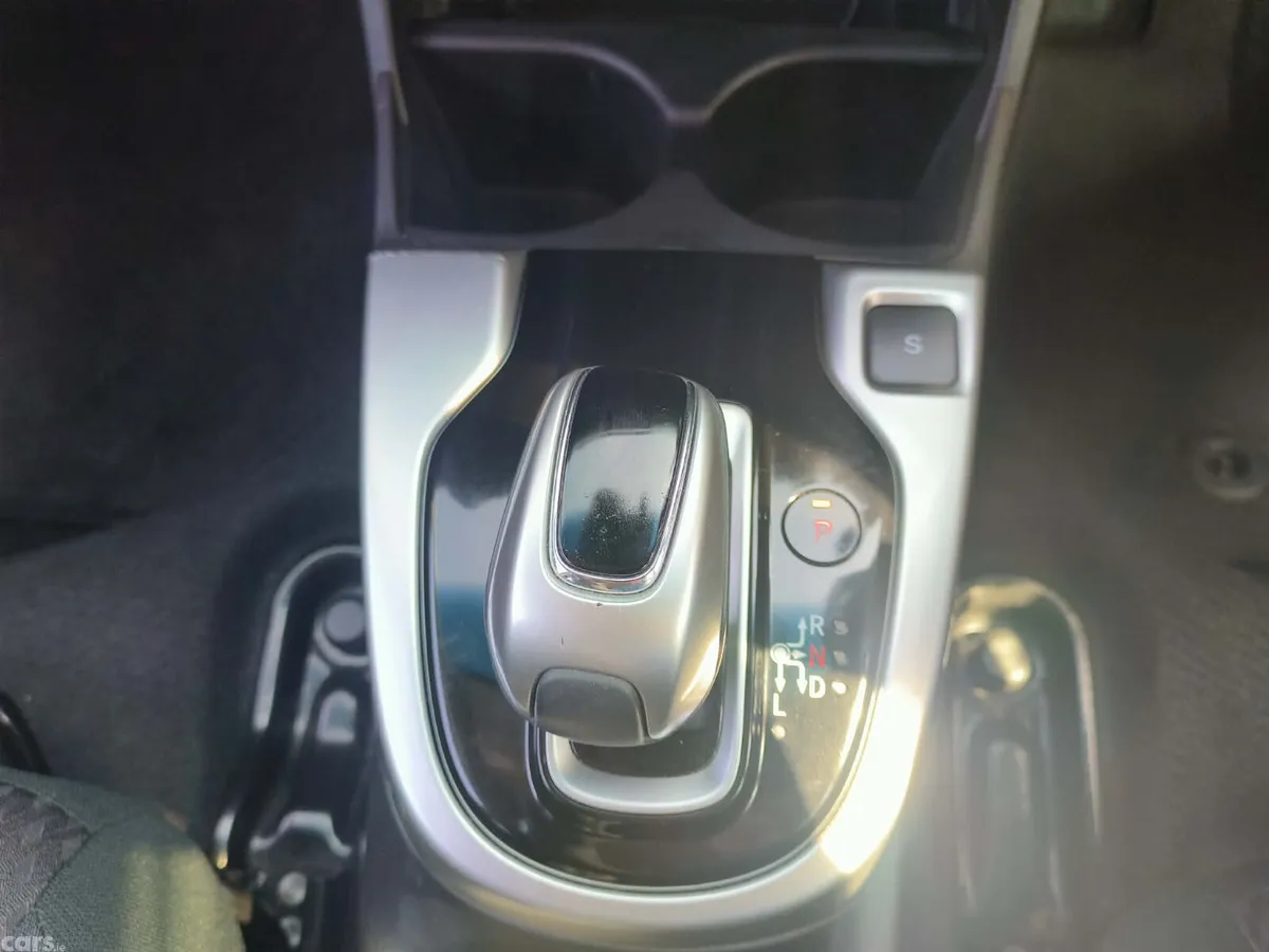 Honda Fit Hatchback, Petrol Hybrid, 2019, Silver