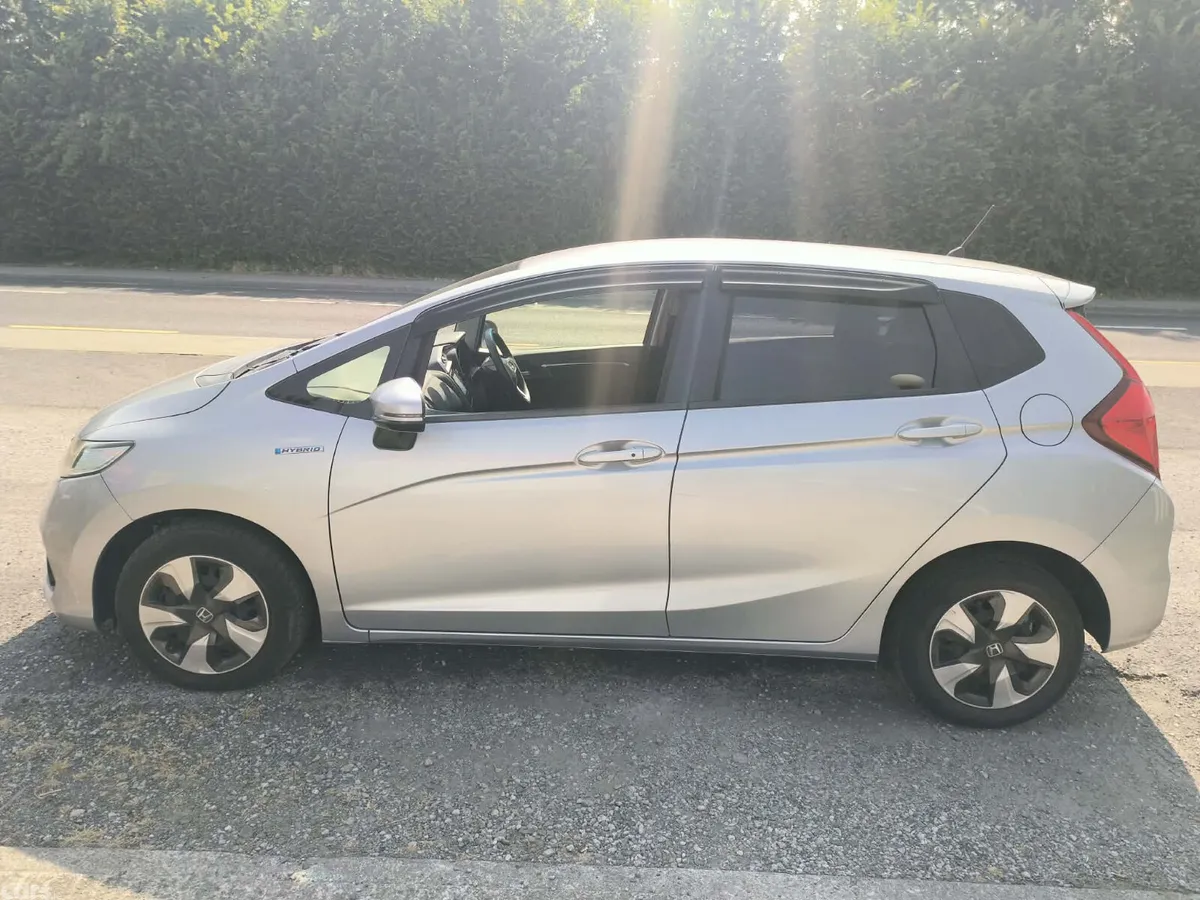 Honda Fit Hatchback, Petrol Hybrid, 2019, Silver