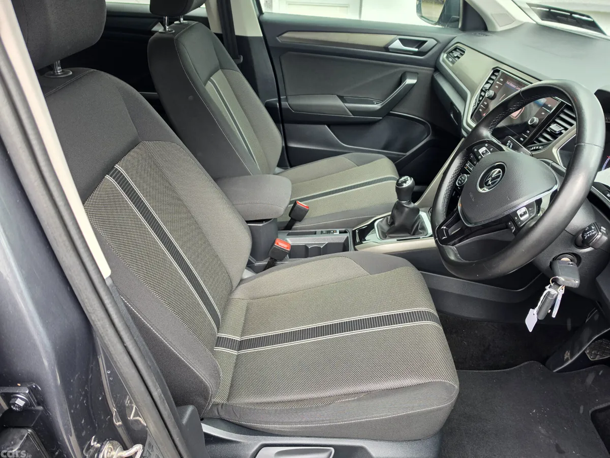 Volkswagen T-Roc SUV, Diesel, 2021, Grey