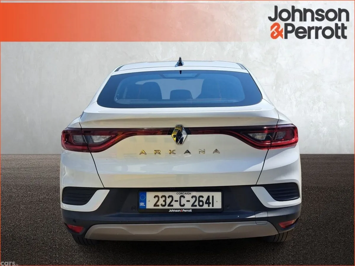 Renault Arkana Hatchback, Petrol, 2023, White