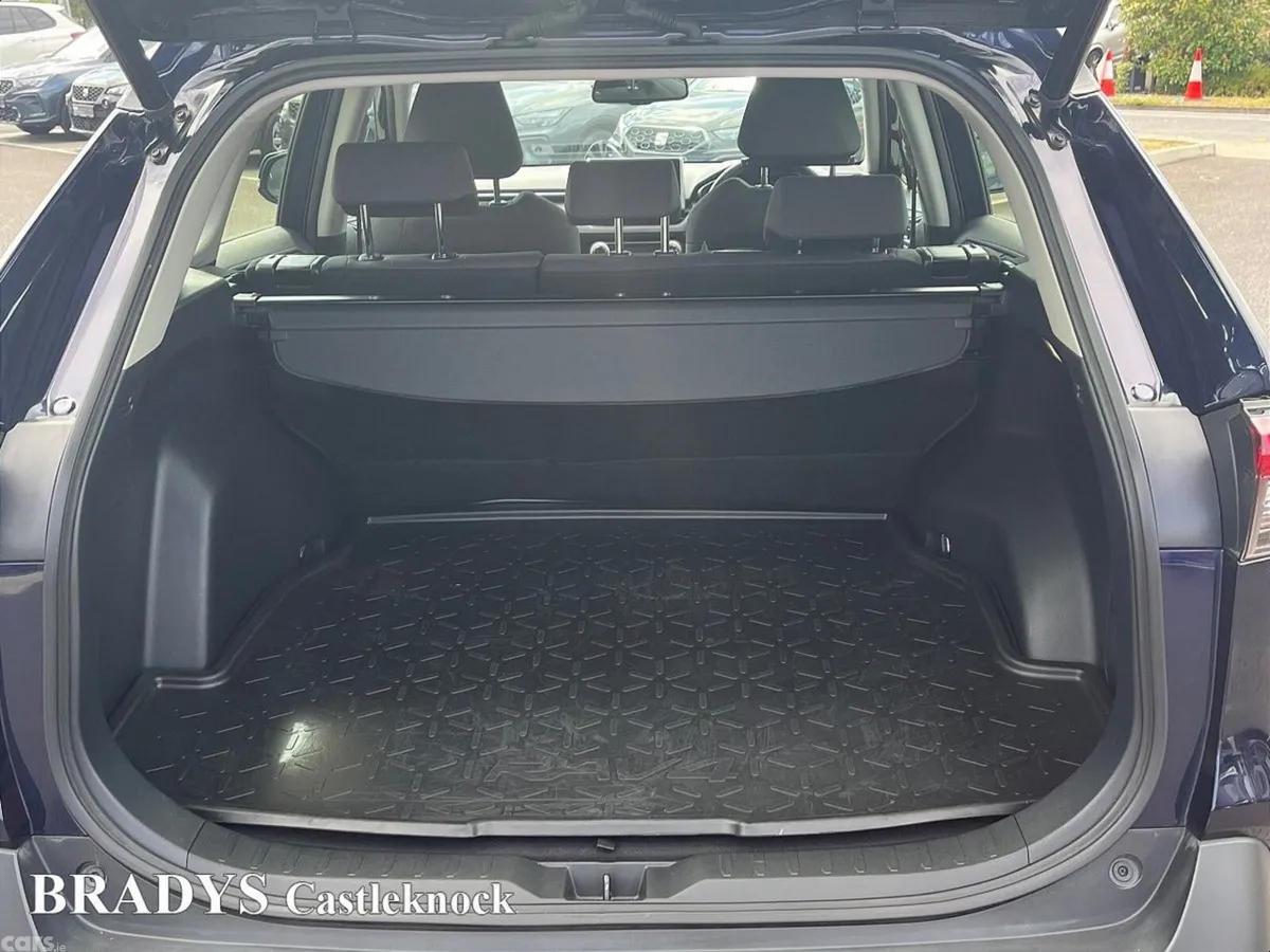 Toyota RAV4 SUV, Petrol Hybrid, 2022, Blue