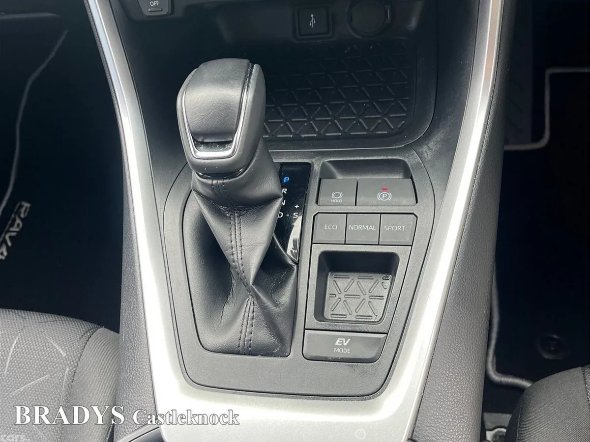 Toyota RAV4 SUV, Petrol Hybrid, 2022, Blue