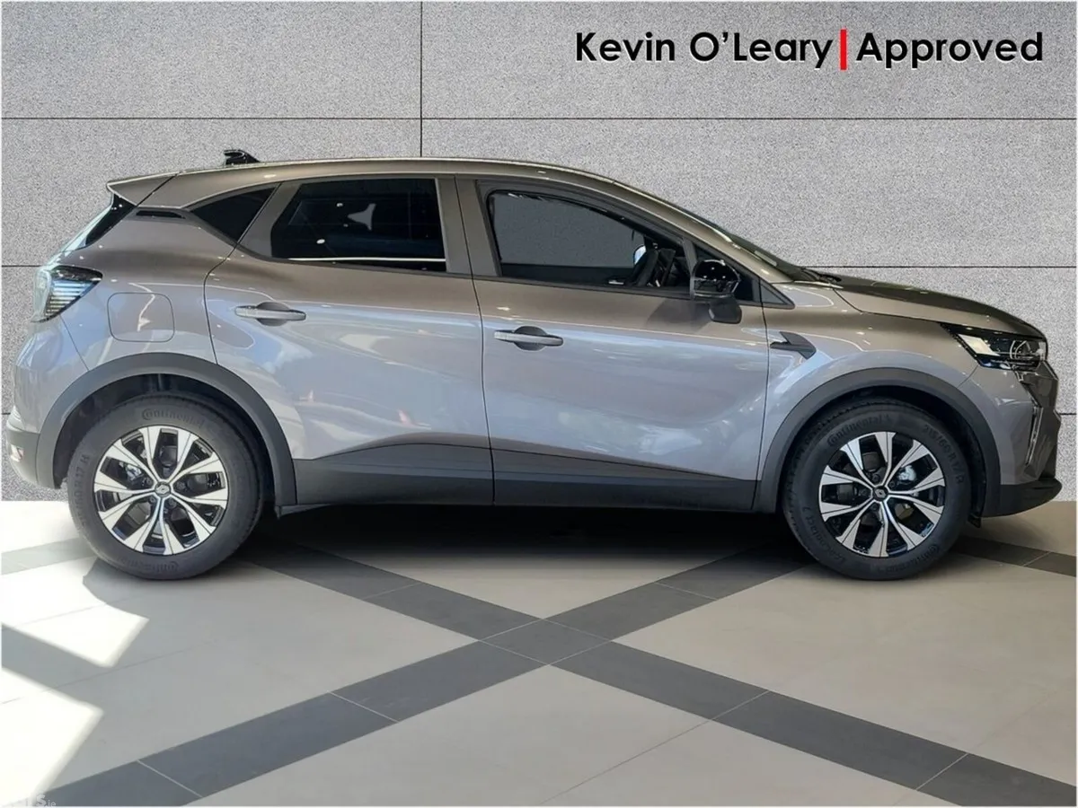 Renault Captur Hatchback, Petrol, 2026, Grey