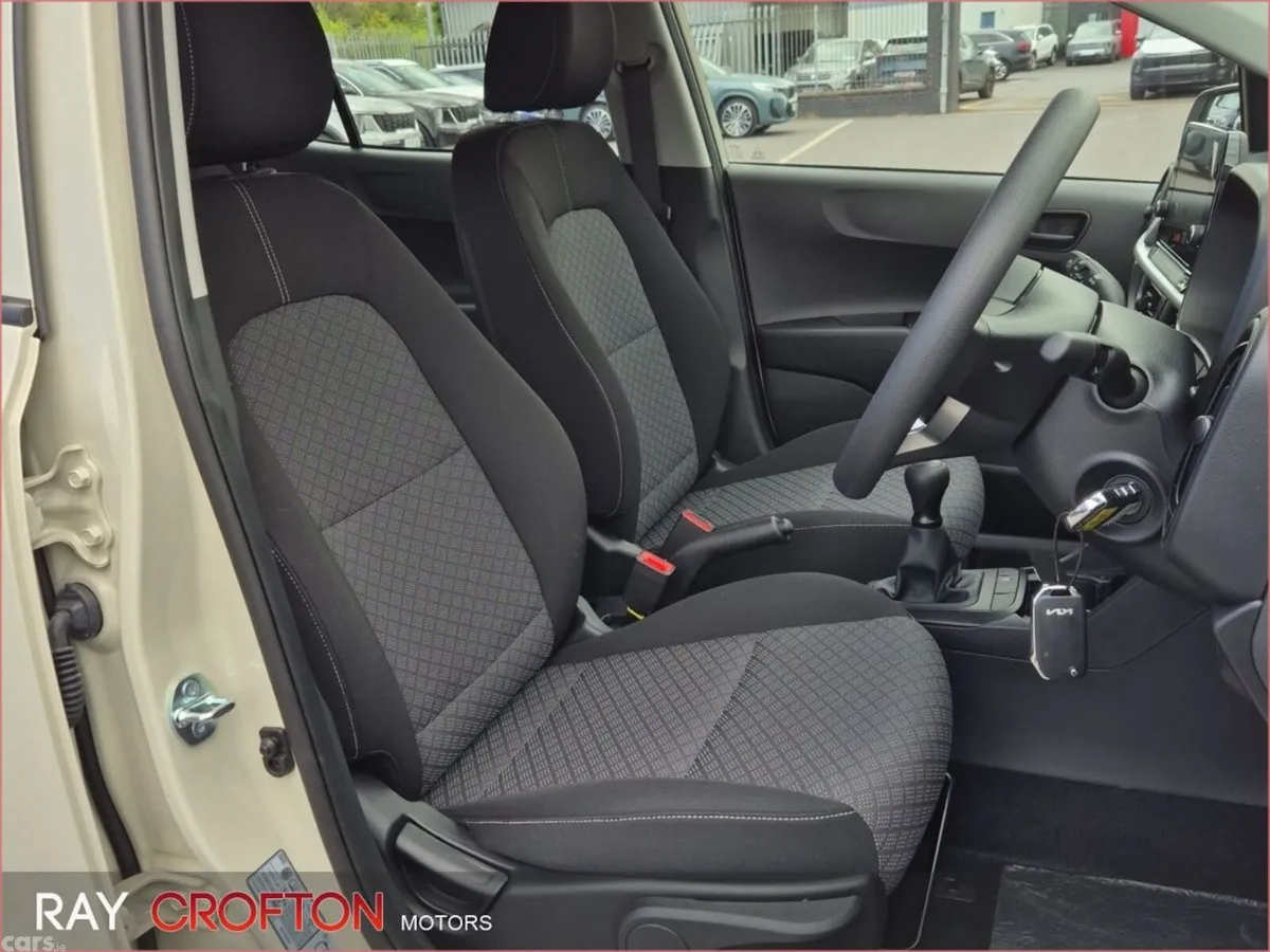 Kia Picanto Hatchback, Petrol, 2026, White