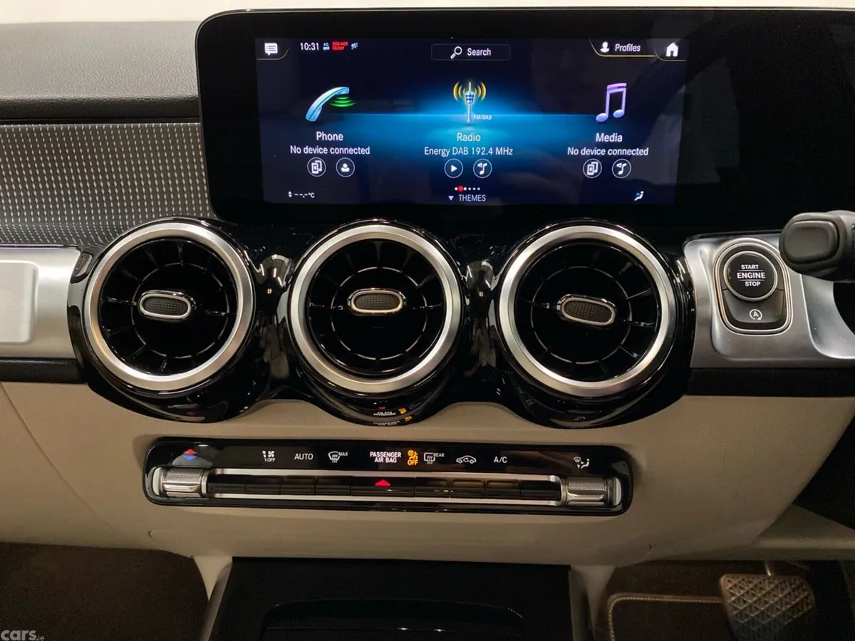 Mercedes-Benz GLB Hatchback, Petrol, 2023, Black