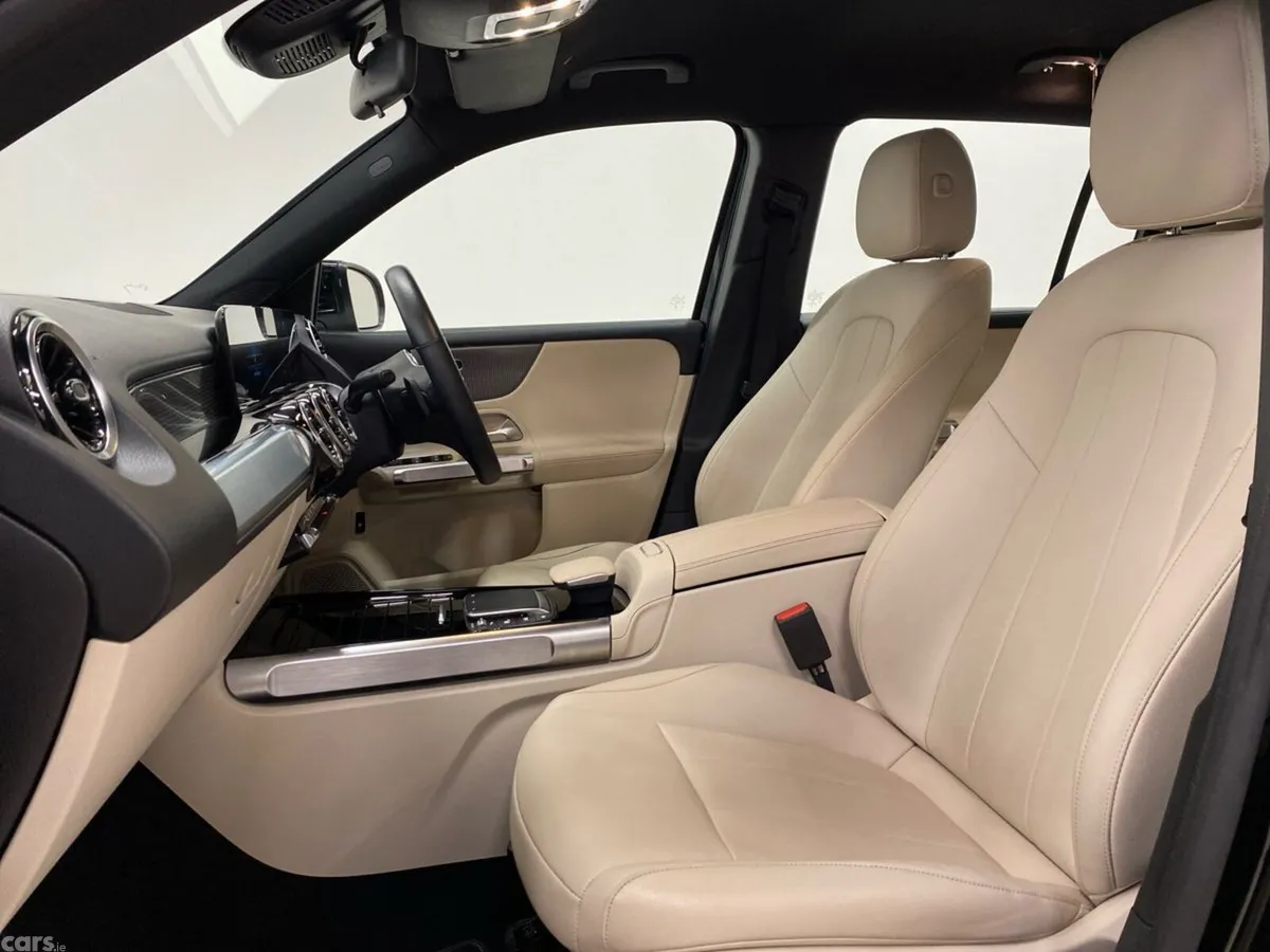 Mercedes-Benz GLB Hatchback, Petrol, 2023, Black