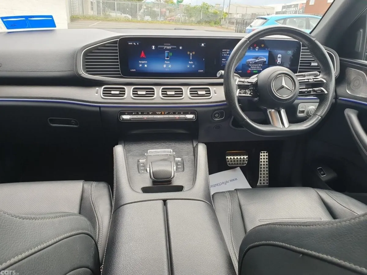 Mercedes-Benz GLE SUV, Diesel Plug-in Hybrid, 2024, Black