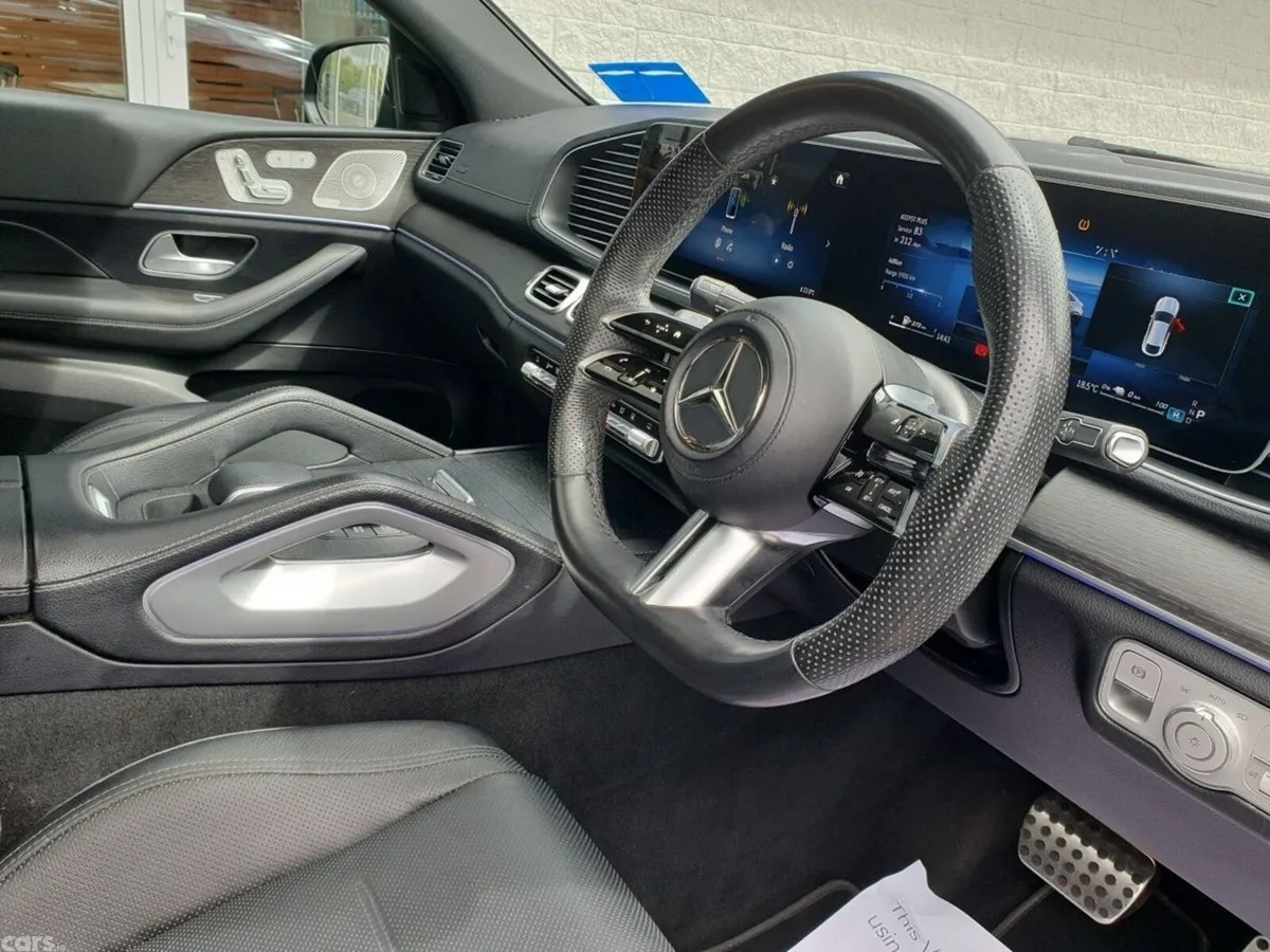 Mercedes-Benz GLE SUV, Diesel Plug-in Hybrid, 2024, Black