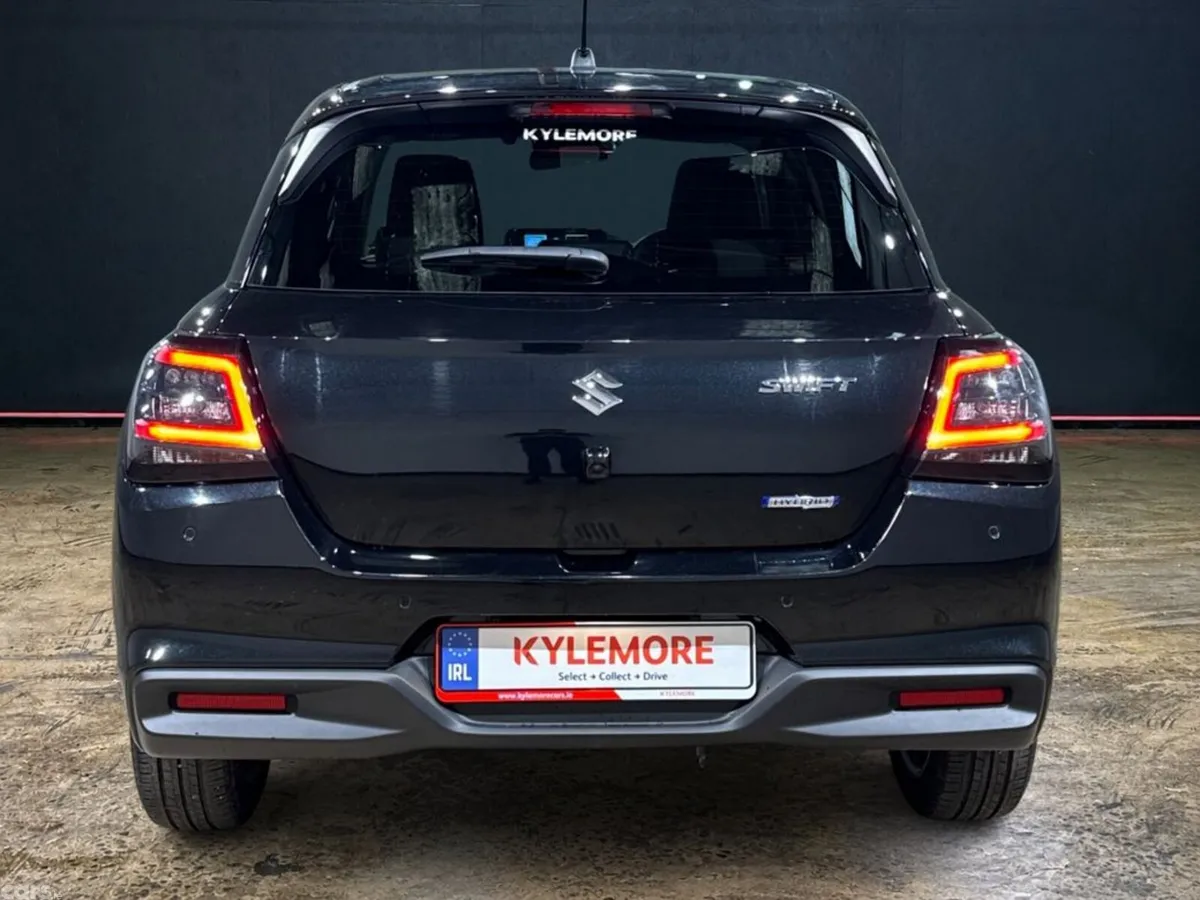 Suzuki Swift Hatchback, Petrol Hybrid, 2024, Black