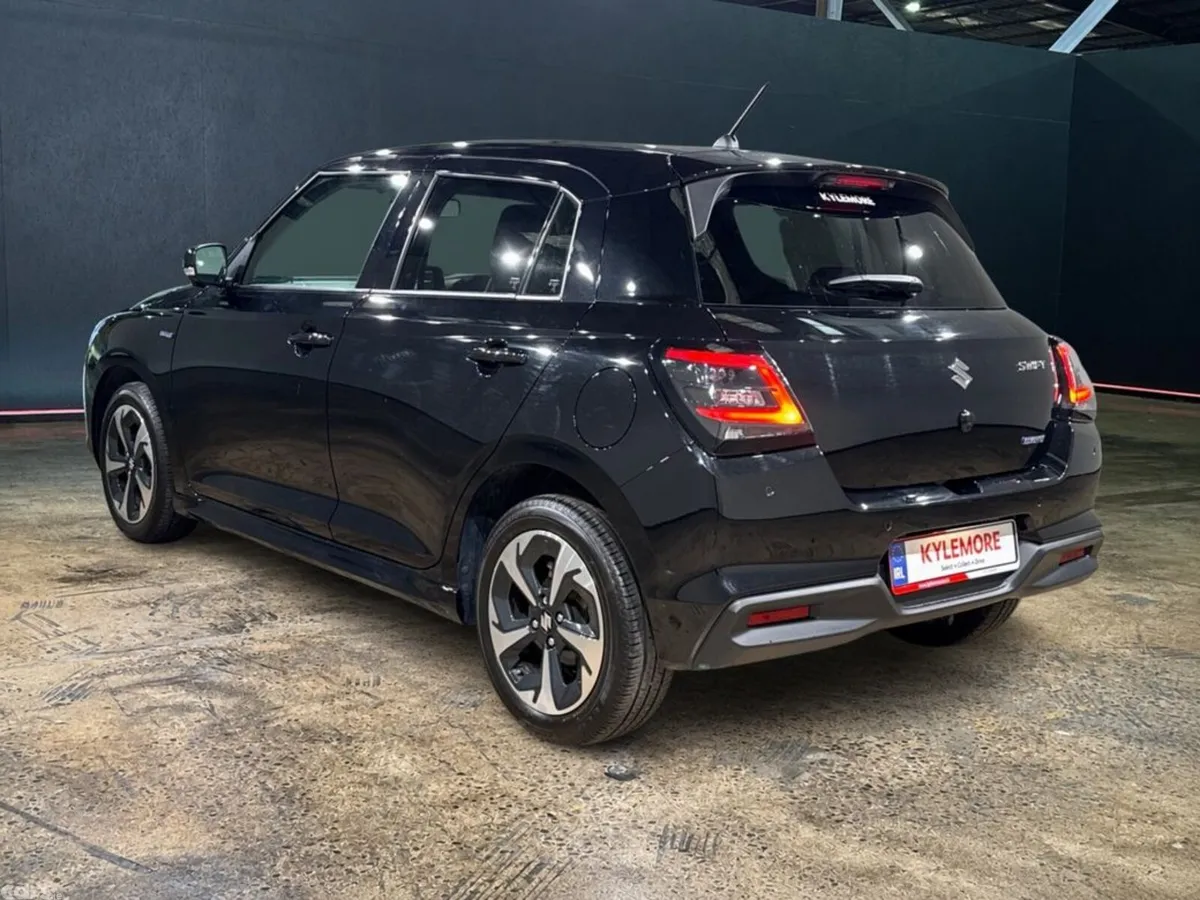 Suzuki Swift Hatchback, Petrol Hybrid, 2024, Black