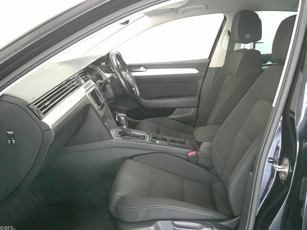 Volkswagen Passat Saloon, Diesel, 2016, Black