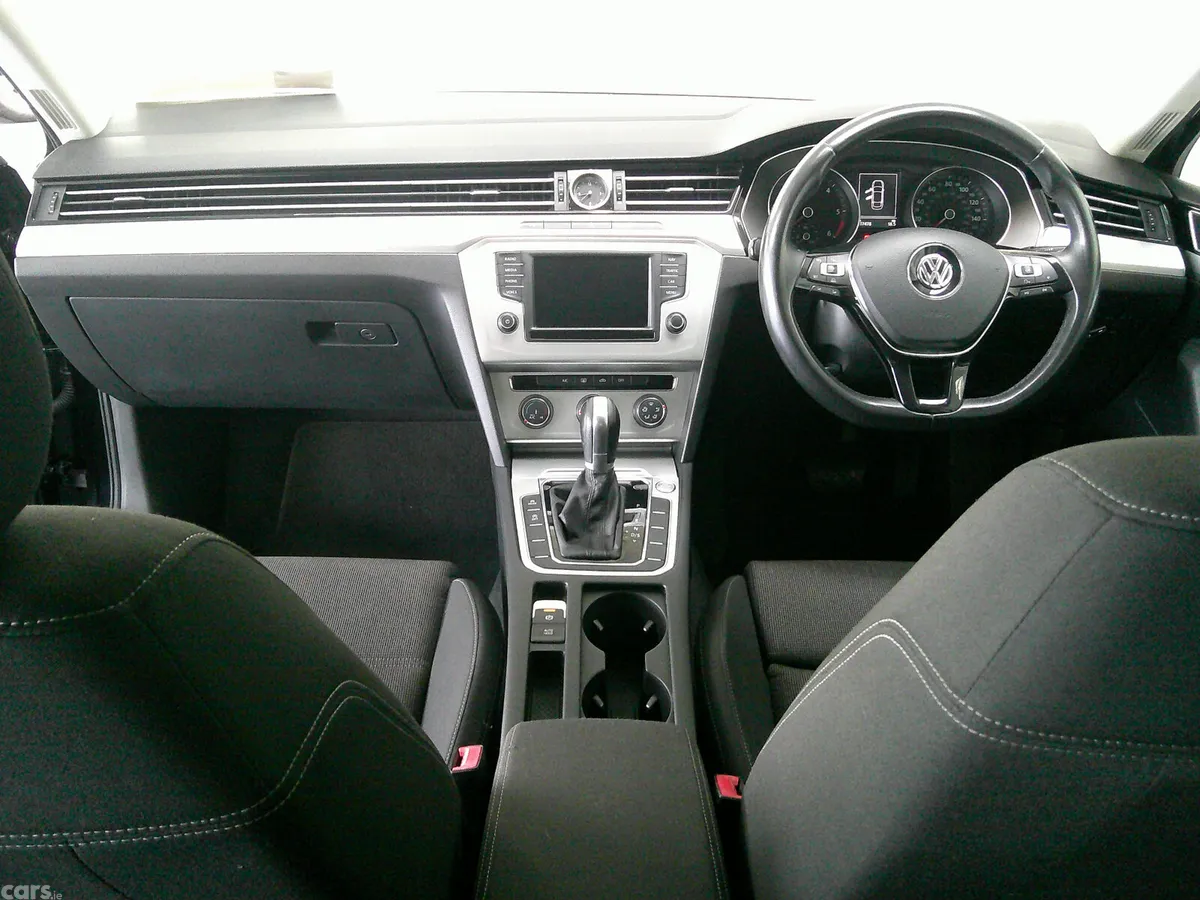 Volkswagen Passat Saloon, Diesel, 2016, Black