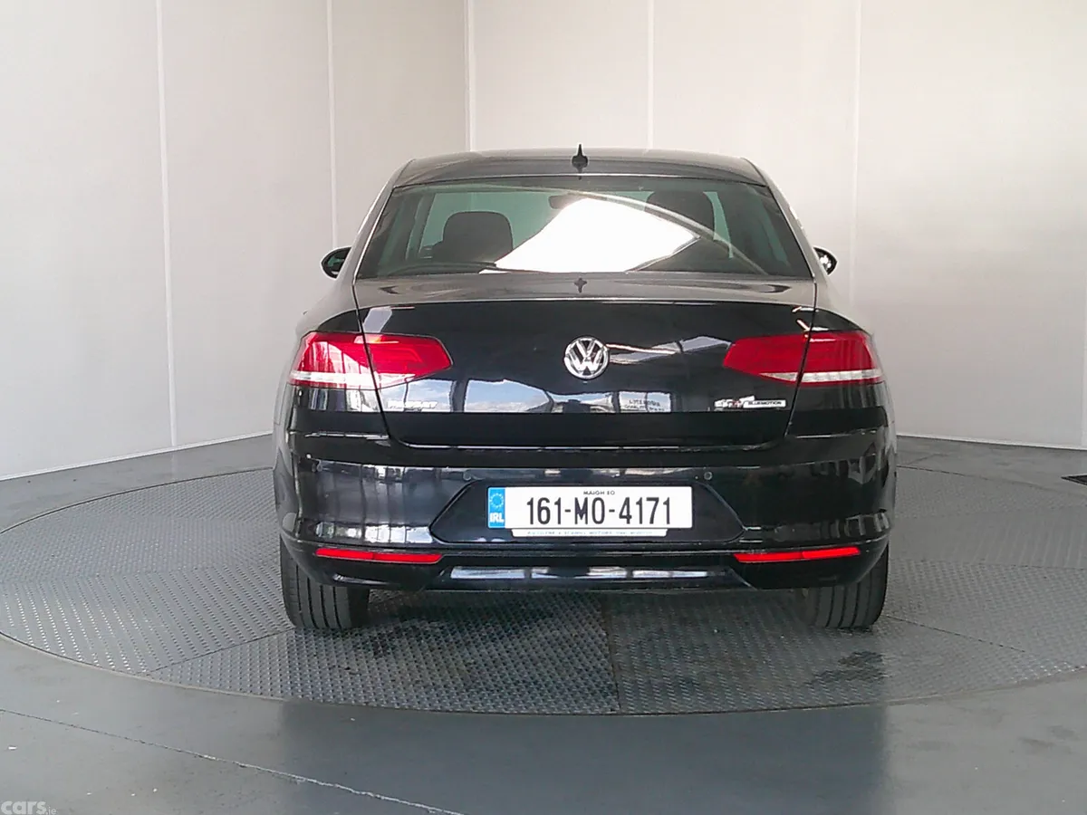 Volkswagen Passat Saloon, Diesel, 2016, Black