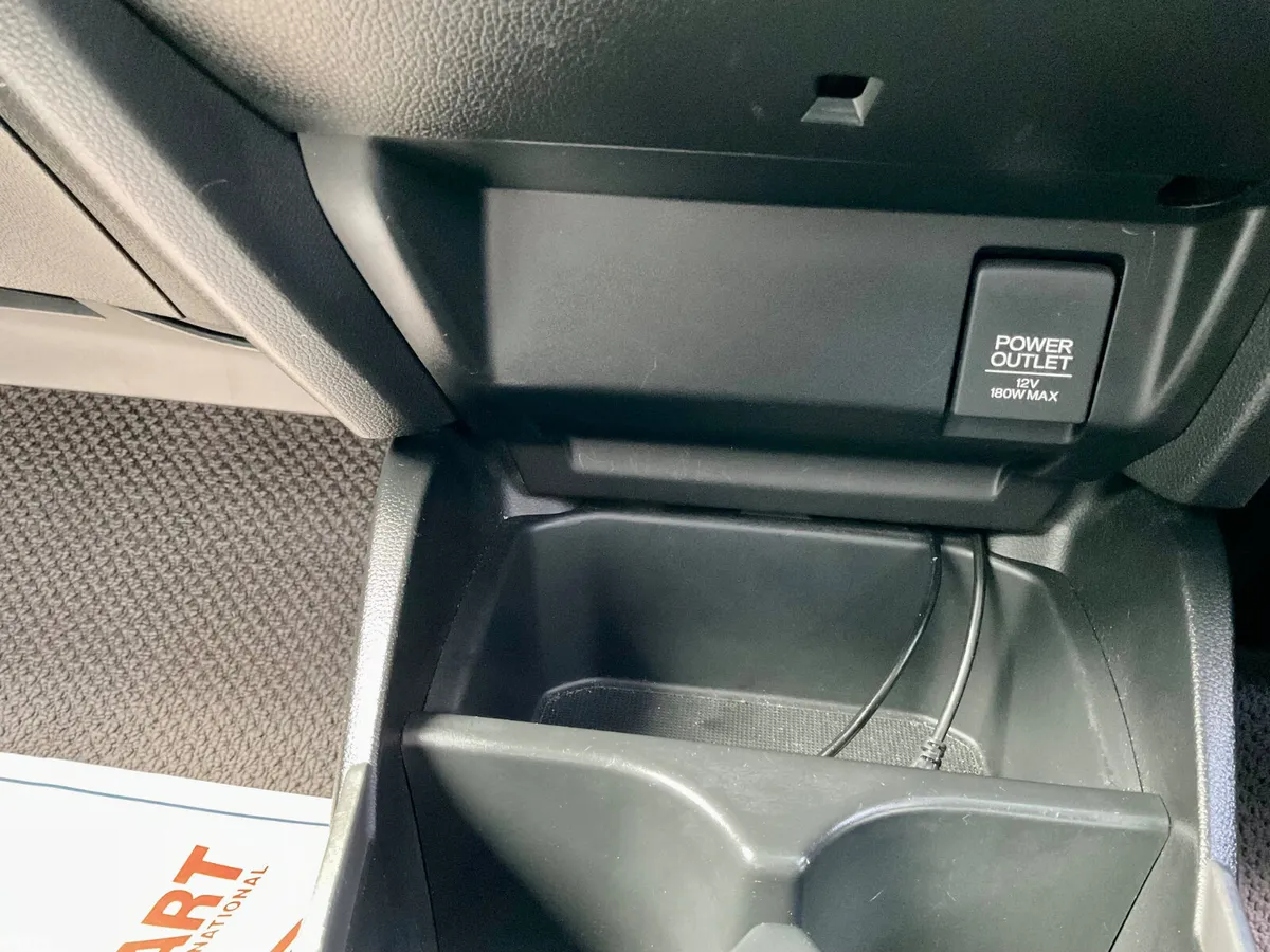Honda Fit Hatchback, Petrol Hybrid, 2018, Silver