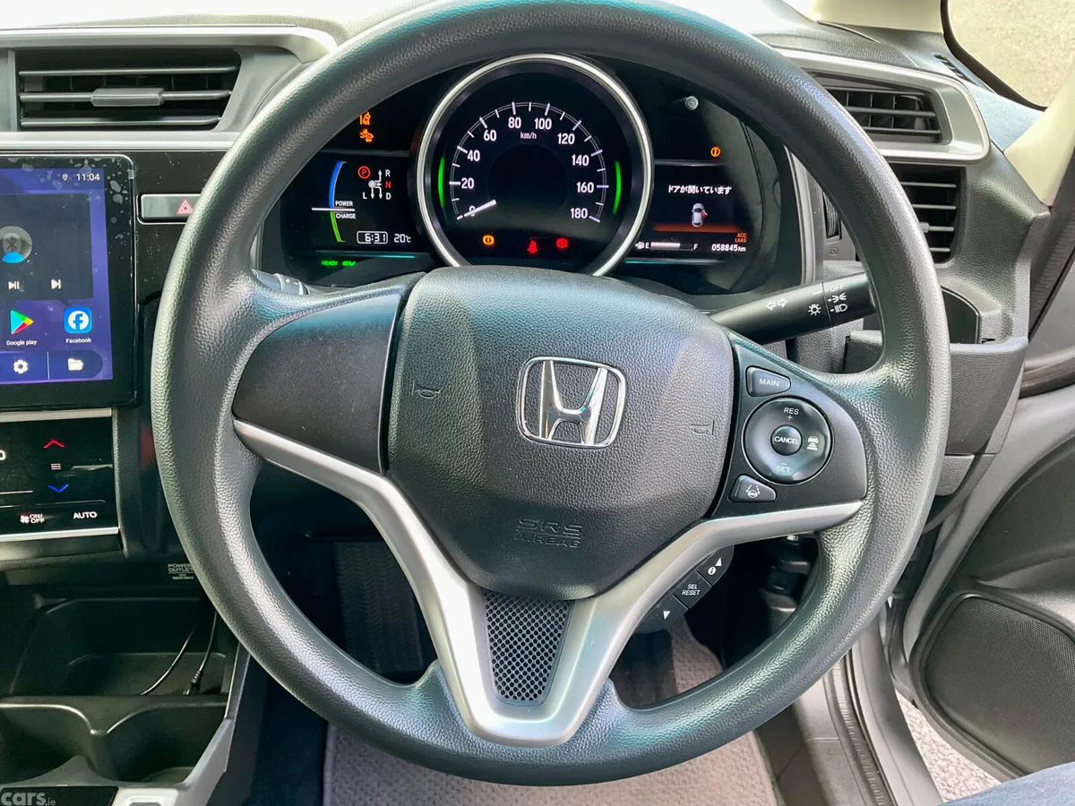 Honda Fit Hatchback, Petrol Hybrid, 2018, Silver