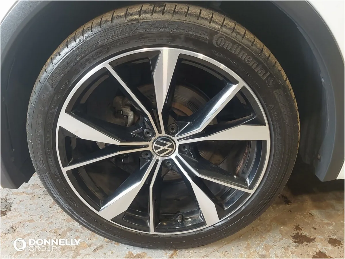 Volkswagen Tiguan Estate, Diesel, 2022, White