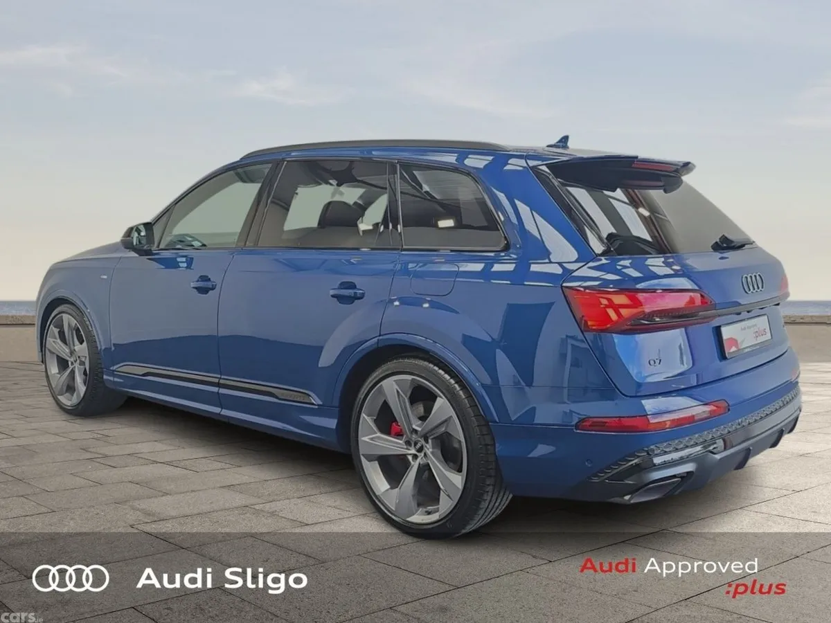 Audi Q7 SUV, Petrol Plug-in Hybrid, 2026, Blue