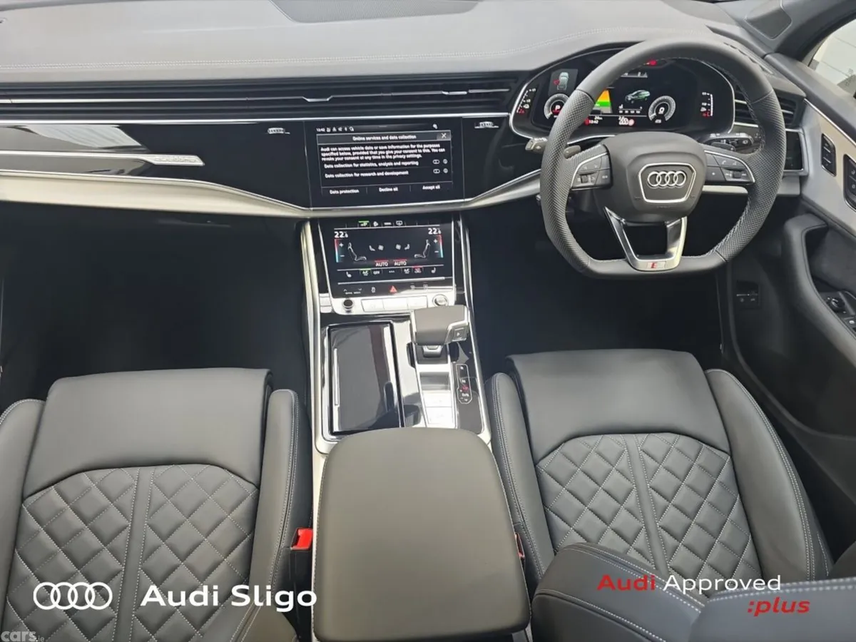 Audi Q7 SUV, Petrol Plug-in Hybrid, 2026, Blue