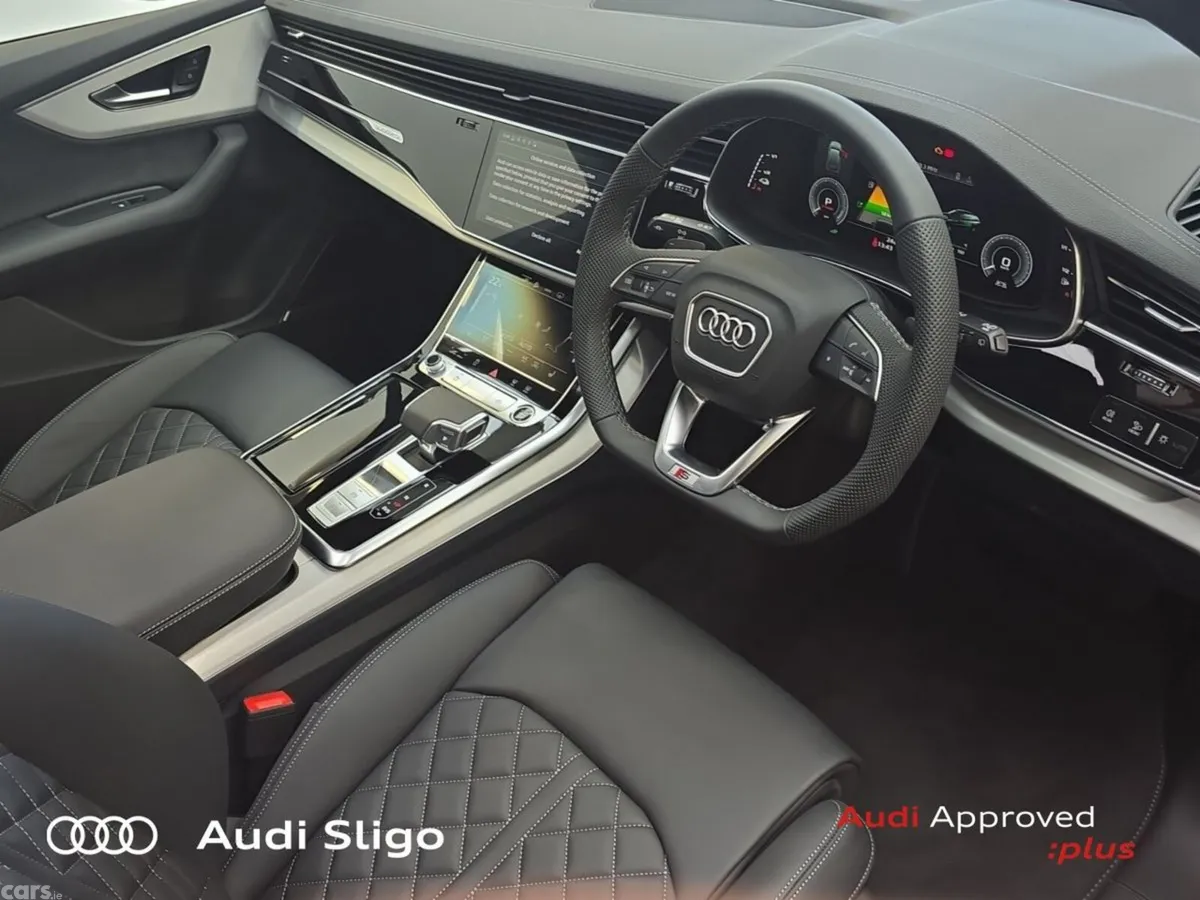 Audi Q7 SUV, Petrol Plug-in Hybrid, 2026, Blue